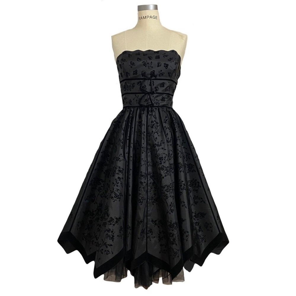 Betsey Johnson Evening Velvet Strapless Dress